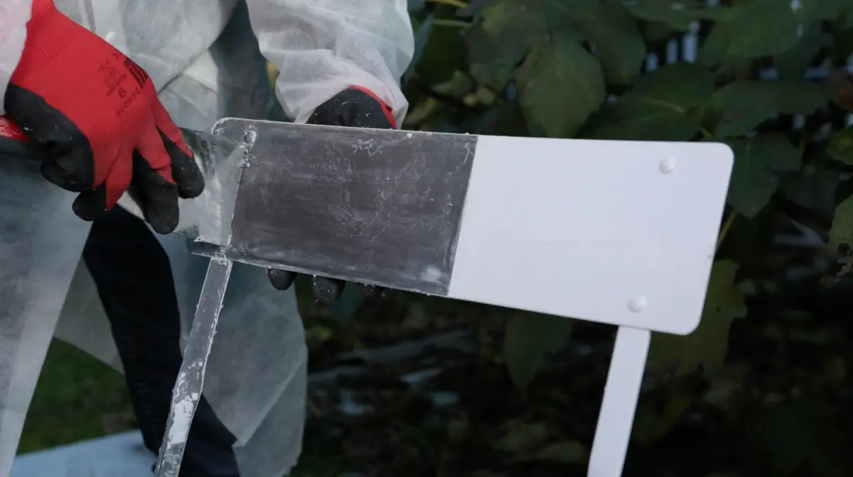 Décapant peinture en aérosol