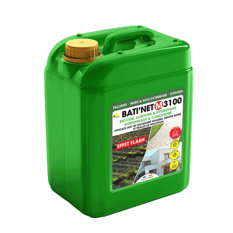 Biocide concentré avec effet détergent